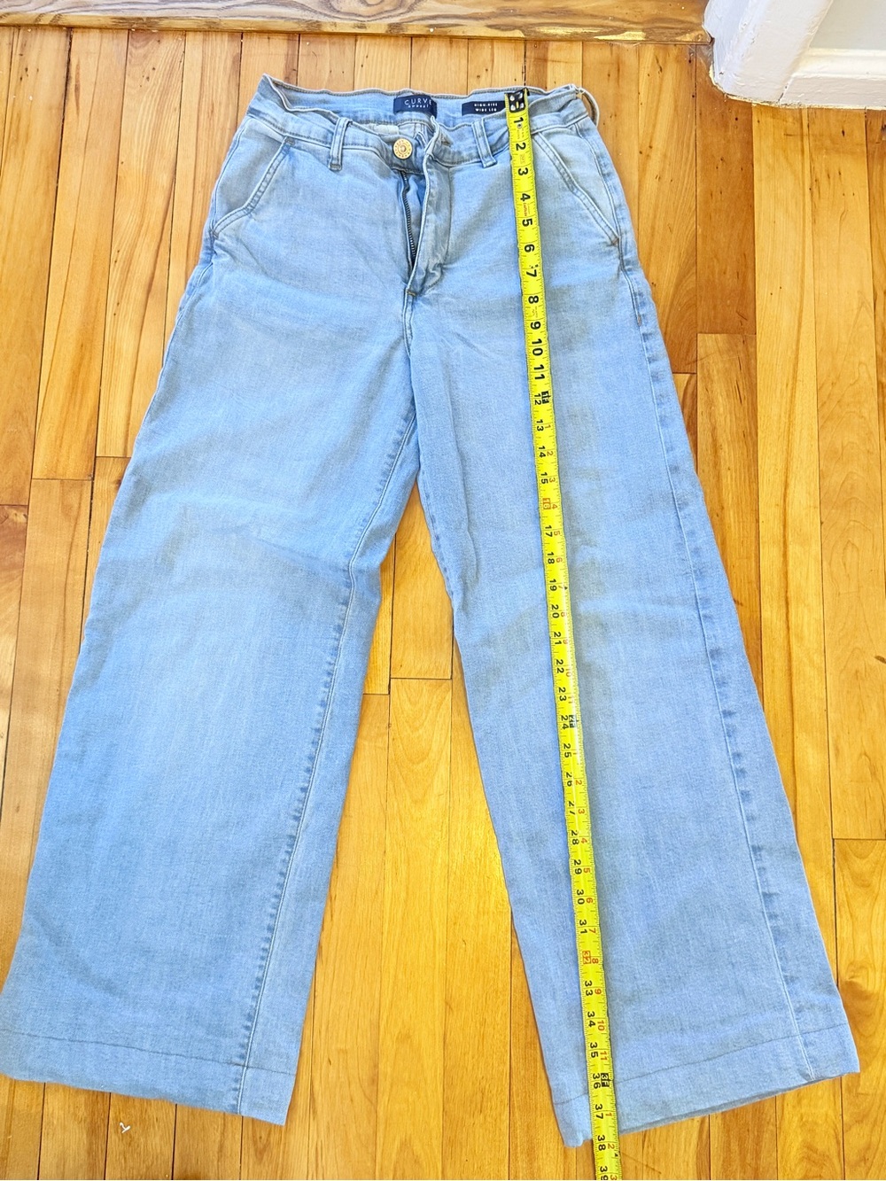 Curve Appeal High Rise Wide Leg Jeans Size 4/27 Light Wash Ice Blue Denim